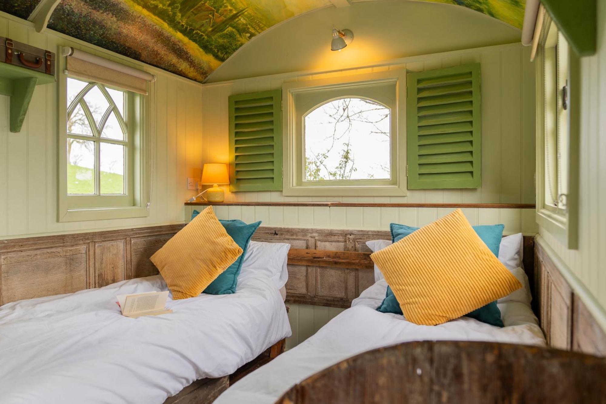 Кемпинг Llethrau Forest & Nature Retreats Найтон